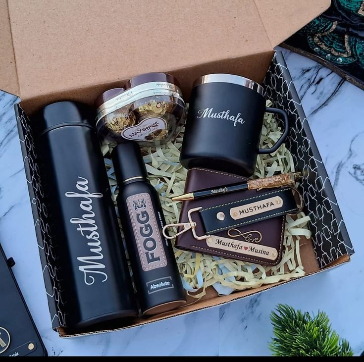 Custom Hamper for Men